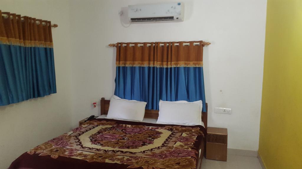 Hotel Krishna Park Resort Diu Kamer foto