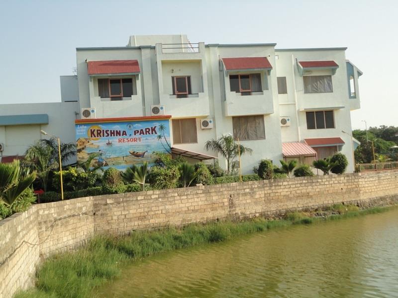 Hotel Krishna Park Resort Diu Buitenkant foto